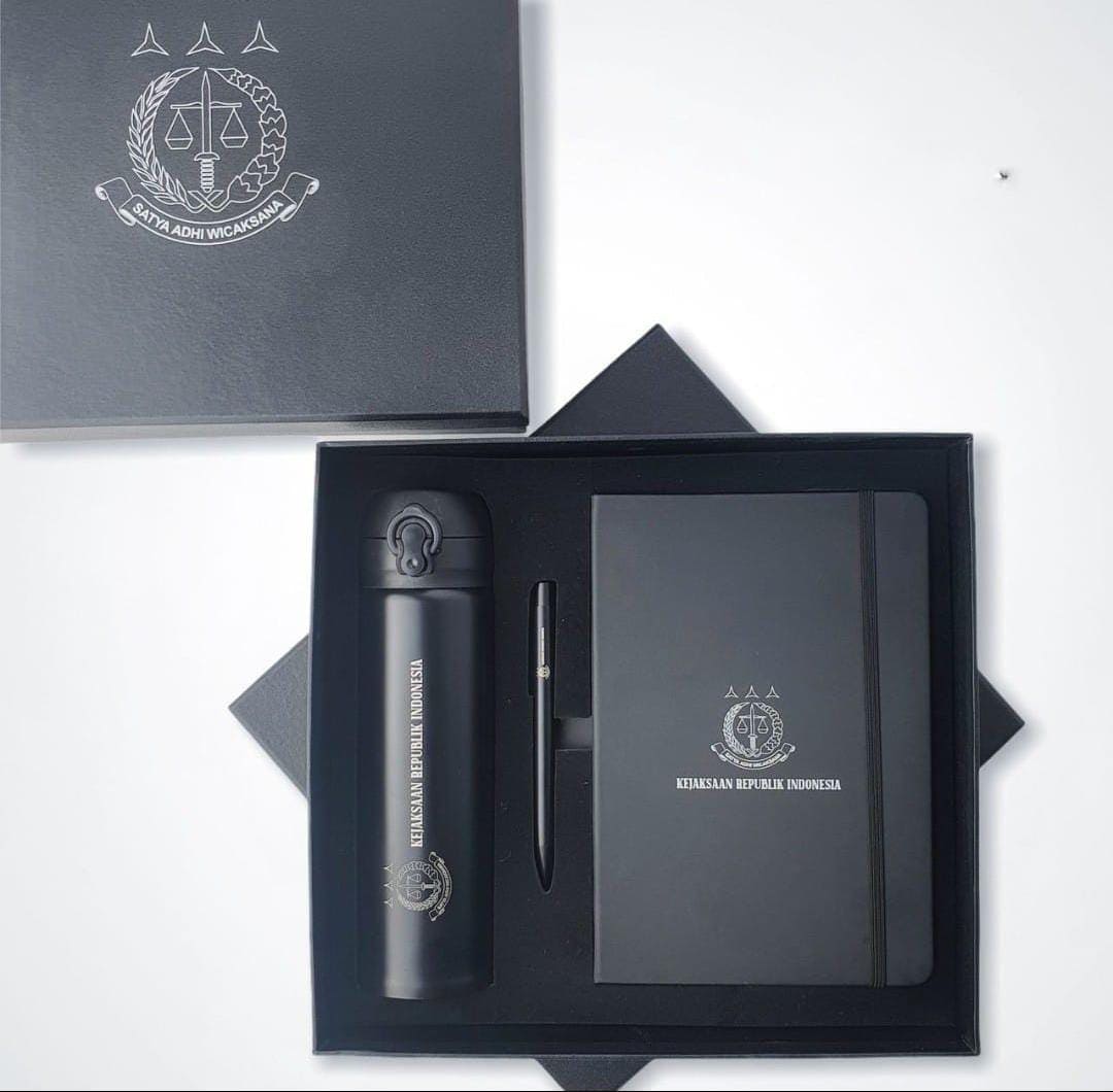 Corporate Gift Set Manufacturers in Delhi, Corporate Gift Set Suppliers